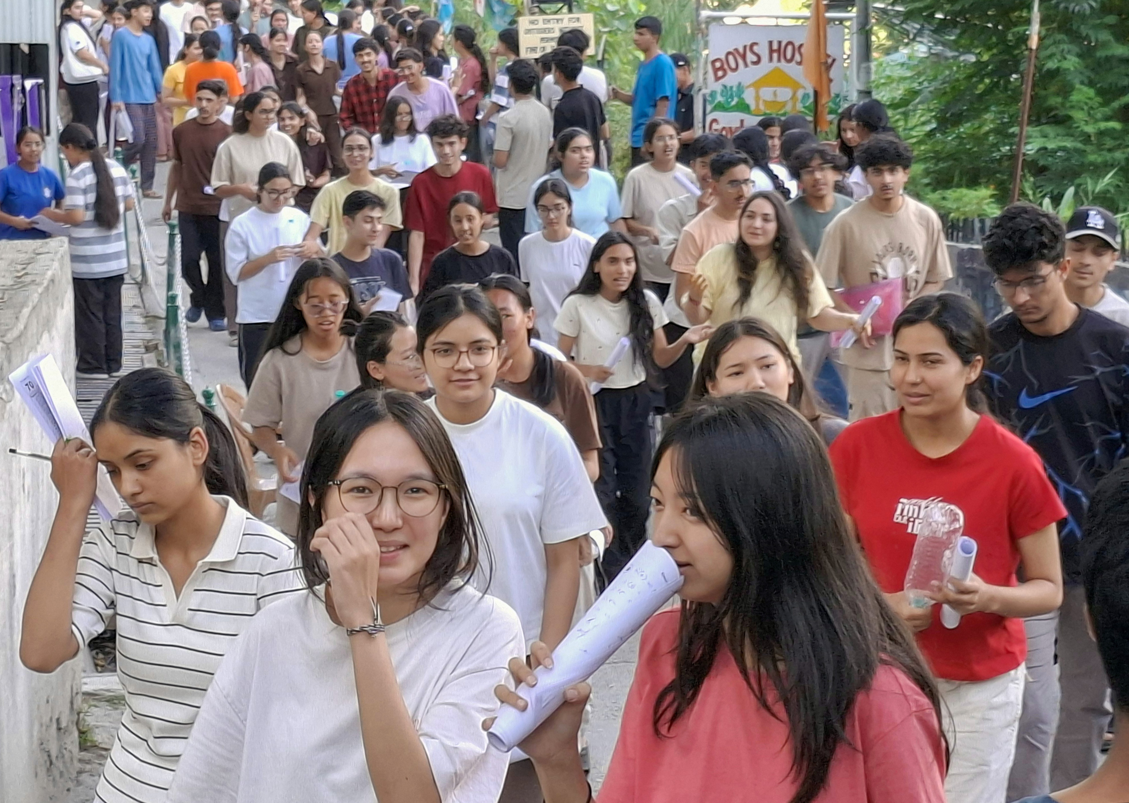 NEET-UG 2026 results declared: Over 11 lakh candidates qualify, women lead in success rate - thehawk.in